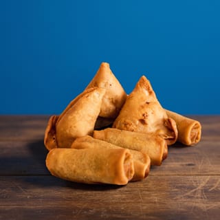 5 Pcs Samosas Vegetable