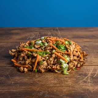 Small Chicken Lo-Mein